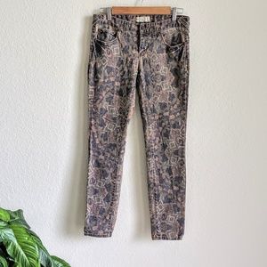 Free People Geometric Pattern Skinny Jeans Size 27